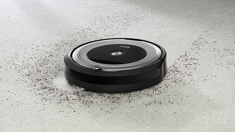 iRobot Roomba 690, $325